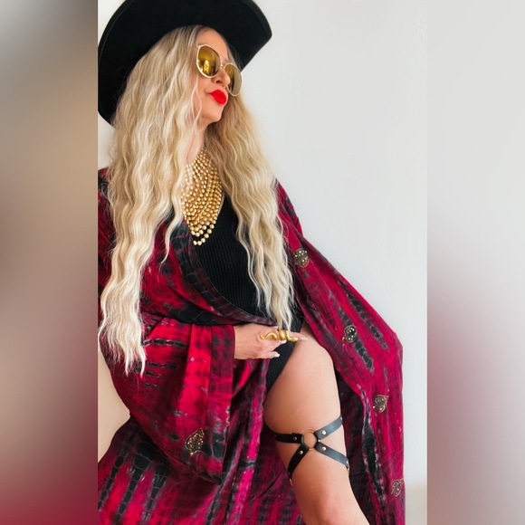 KALI RED LUXURY LONG KIMONO - Picture 6 of 10